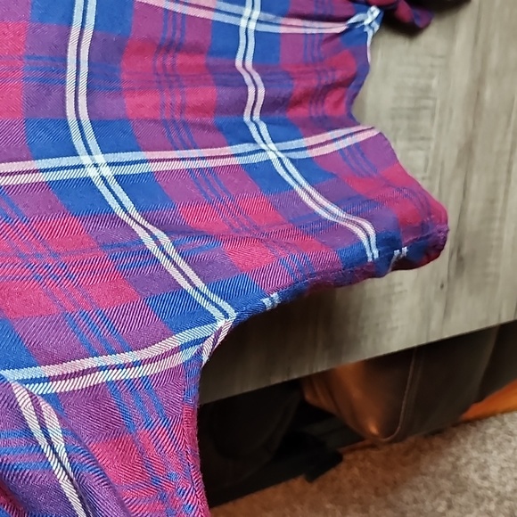 Rails Sloane Cropped Tie Front Top in Red/Blue Plaid - Picture 7 of 10